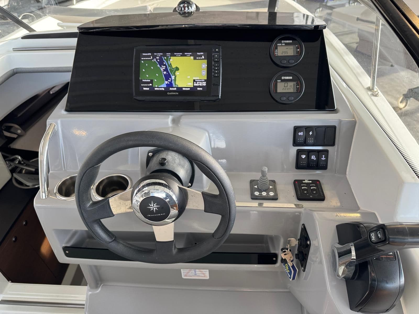 JEANNEAU CAP CAMARAT 7.5WA S3 - Photo 17