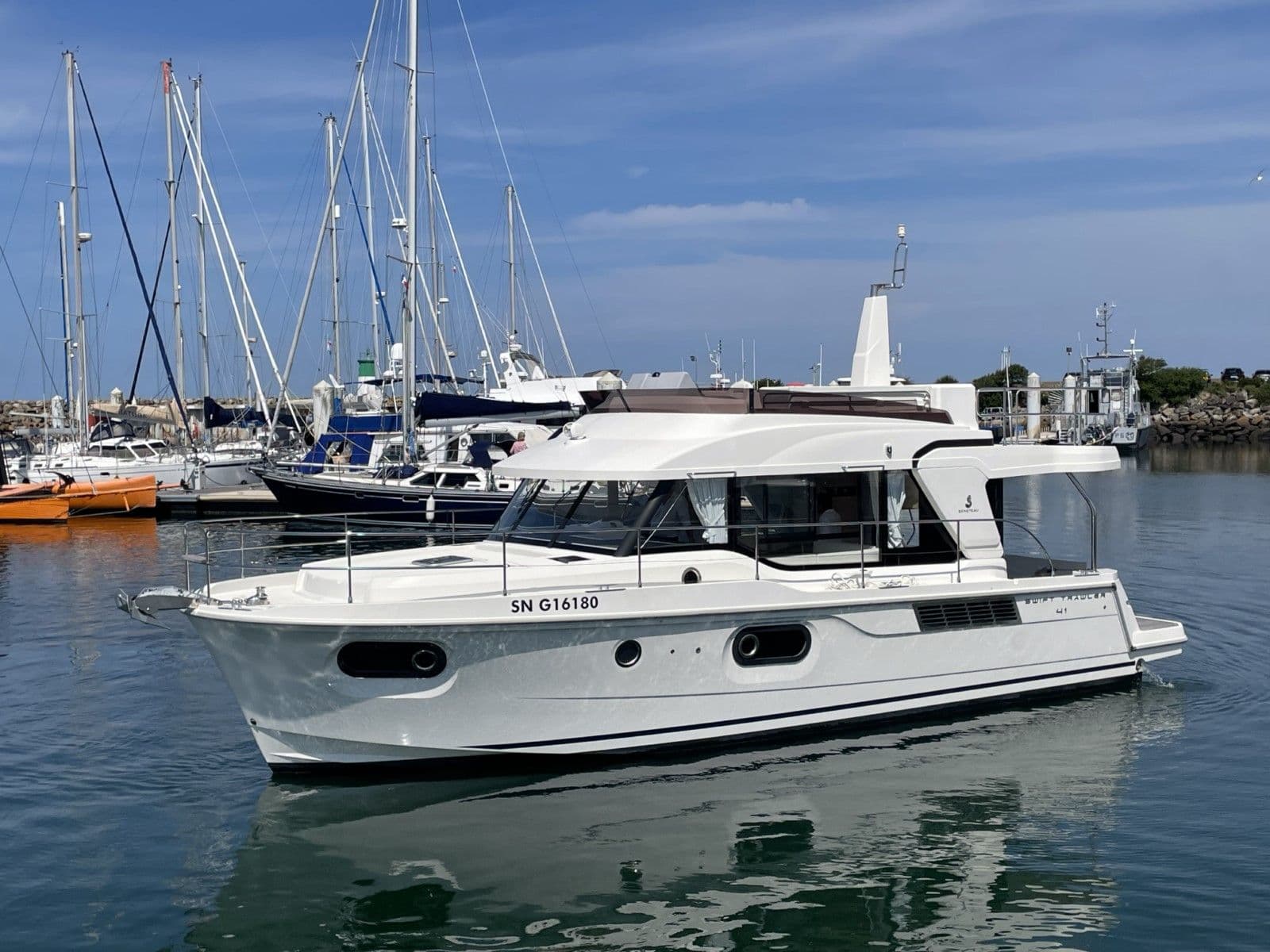 BENETEAU Swift Trawler 41 fly - Photo 45