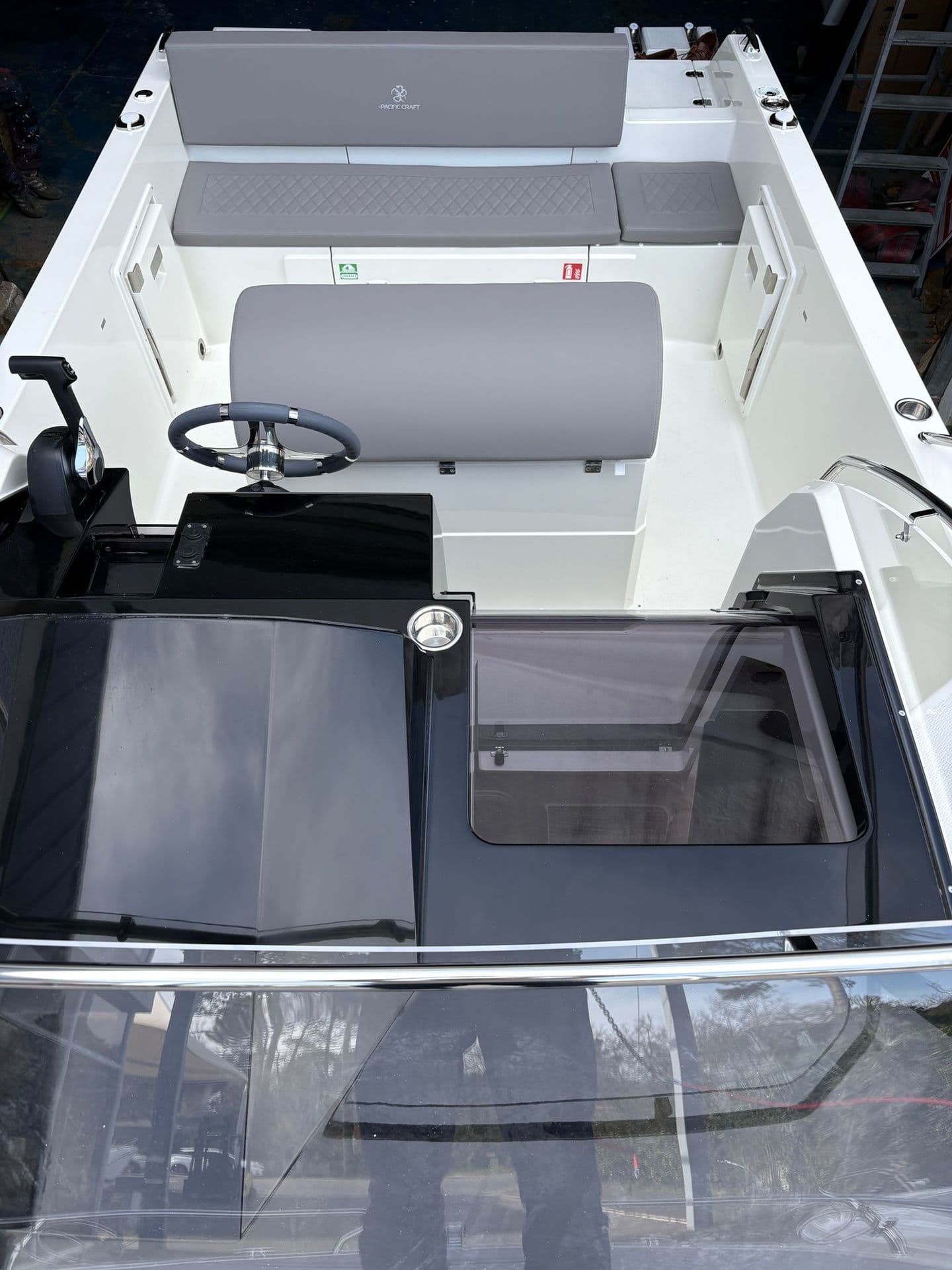 PACIFIC CRAFT 750 SUN CRUISER - Photo 2