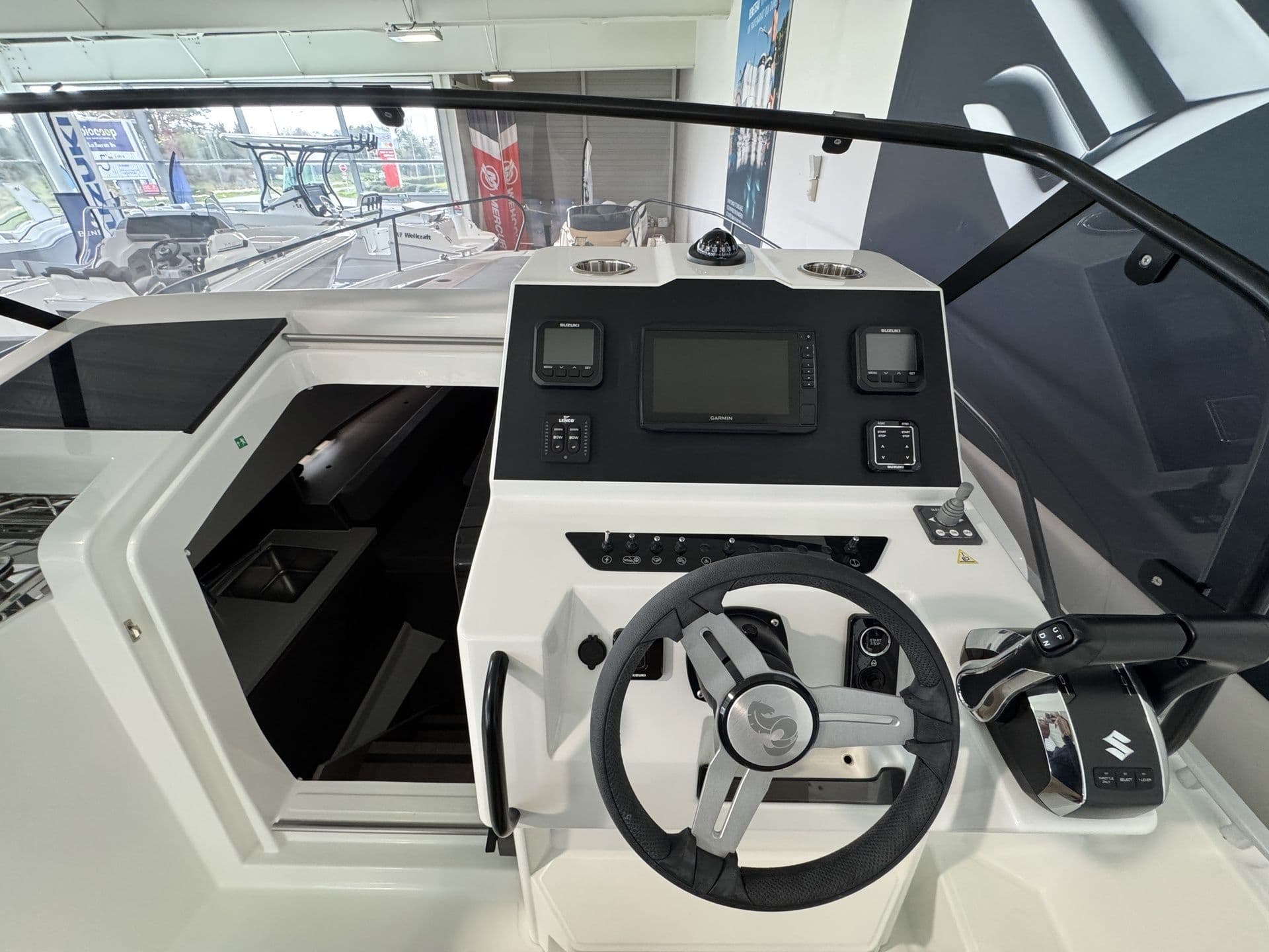 BENETEAU FLYER 9 SUNDECK - Photo 18