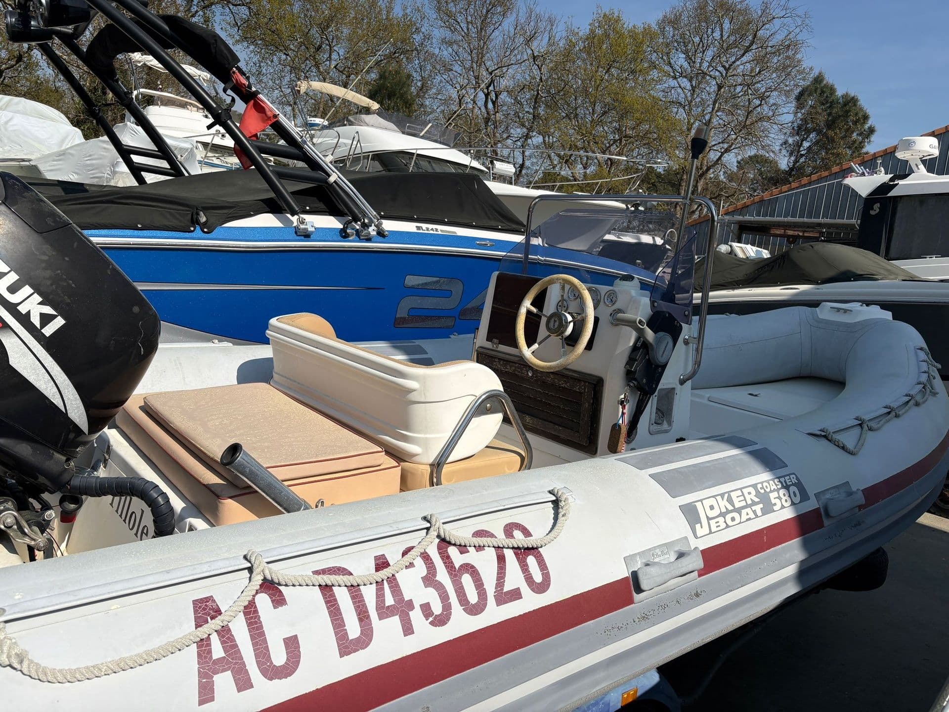  COASTER 580 - Photo 4