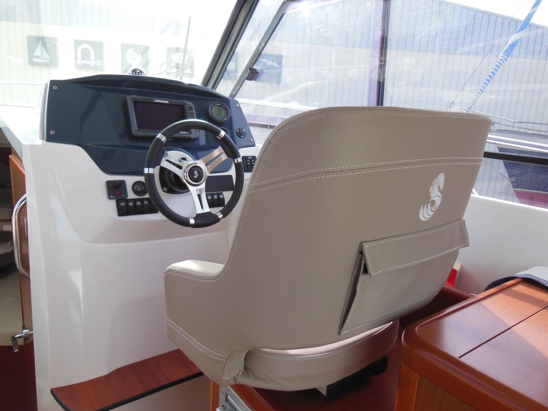 BENETEAU ANTARES 8.80 - Photo 5