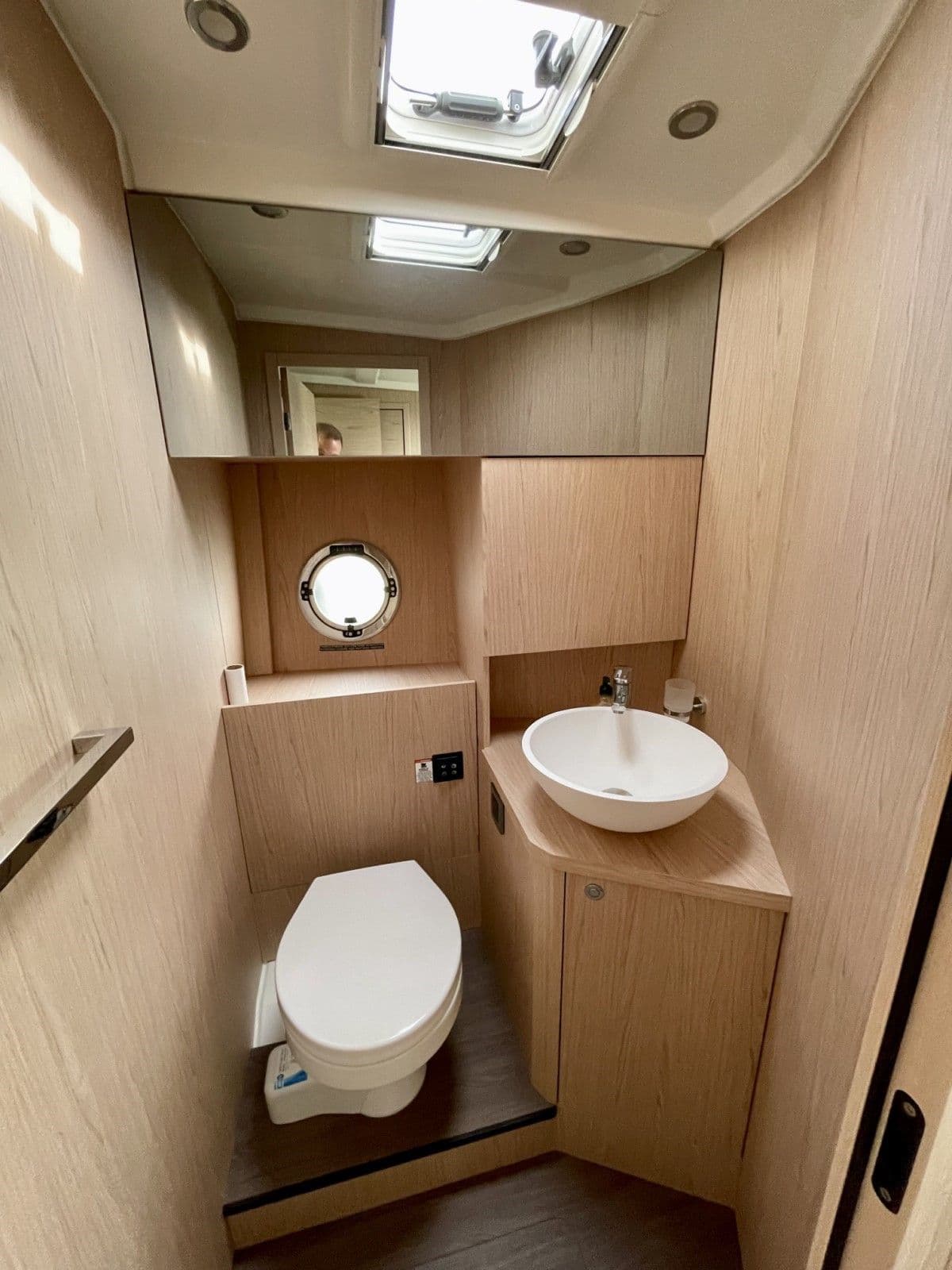 BENETEAU Swift Trawler 41 fly - Photo 15