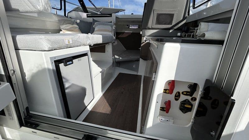 JEANNEAU MERRY FISHER 795 S2 - Photo 7