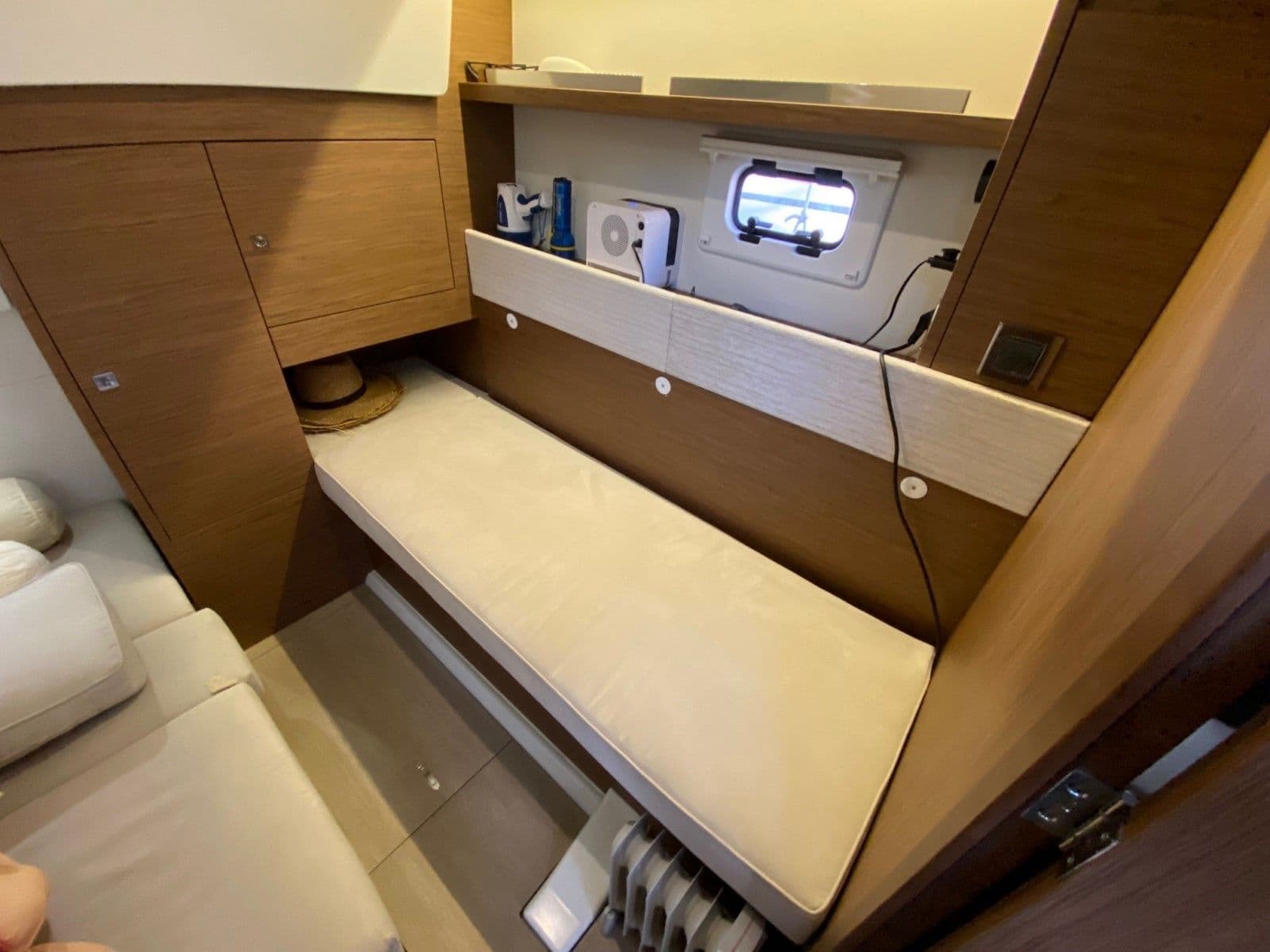 JEANNEAU LEADER 36 - Photo 19