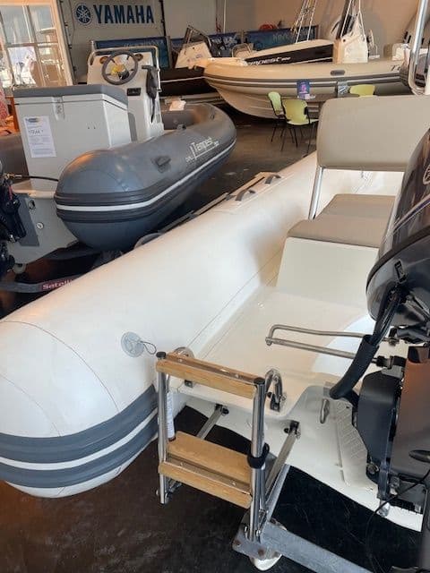 CAPELLI TEMPEST 530 - Photo 3