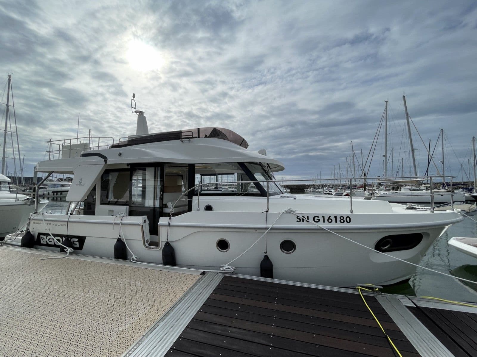 BENETEAU Swift Trawler 41 fly - Photo 37