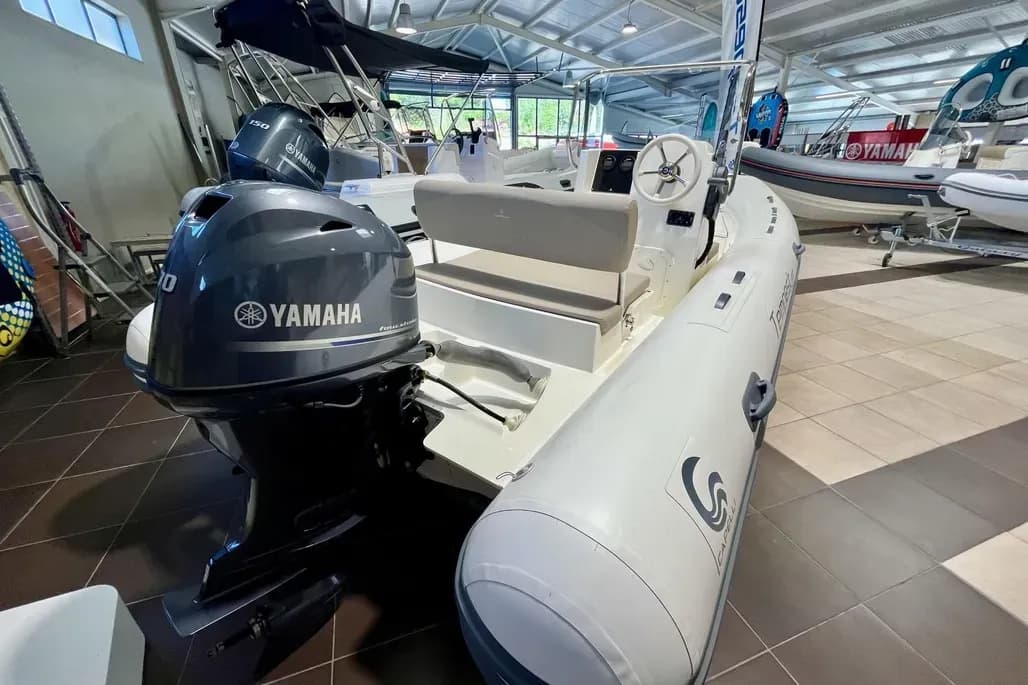 CAPELLI TEMPEST 530 - Photo 10