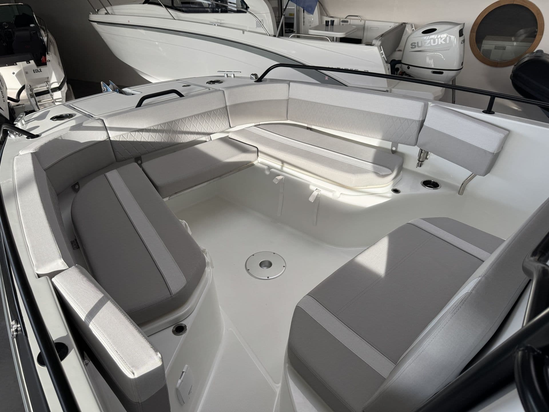 BENETEAU FLYER 8 SPACEDECK FISHING - Photo 7