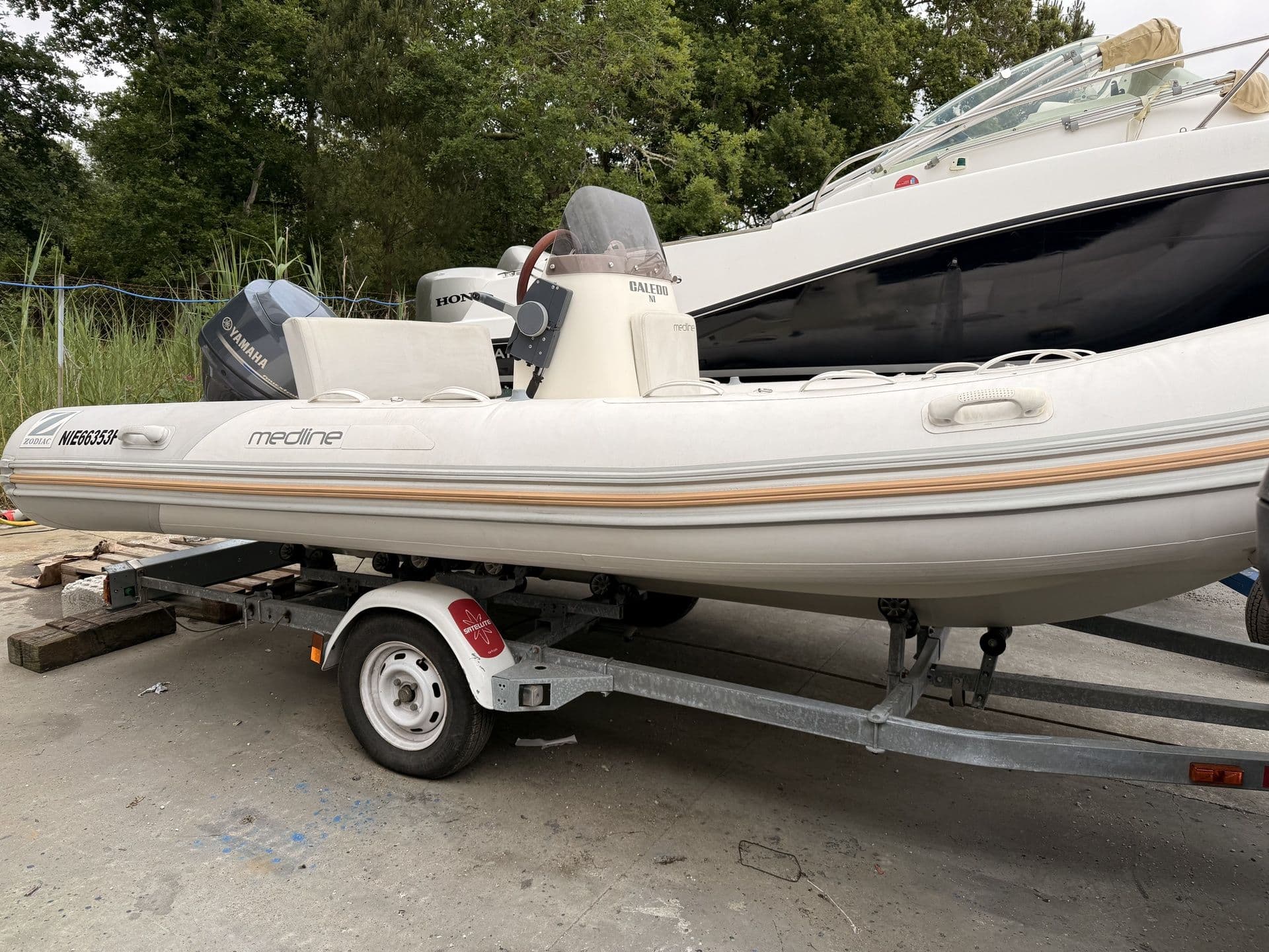 ZODIAC MEDLINE 500 - Photo 9