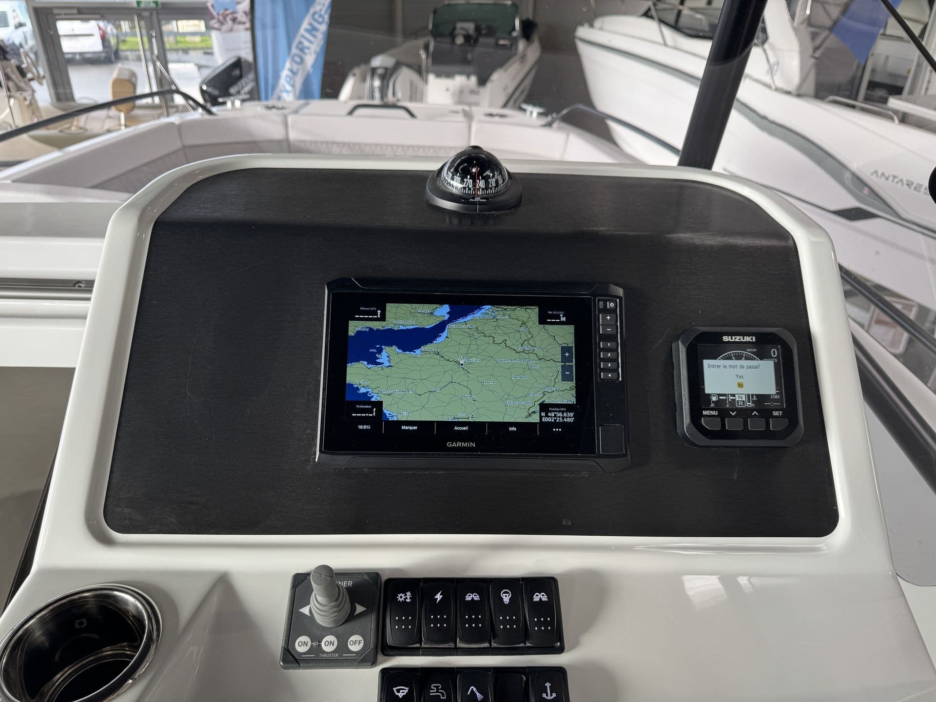 BENETEAU FLYER 8 SPACEDECK FISHING - Photo 18