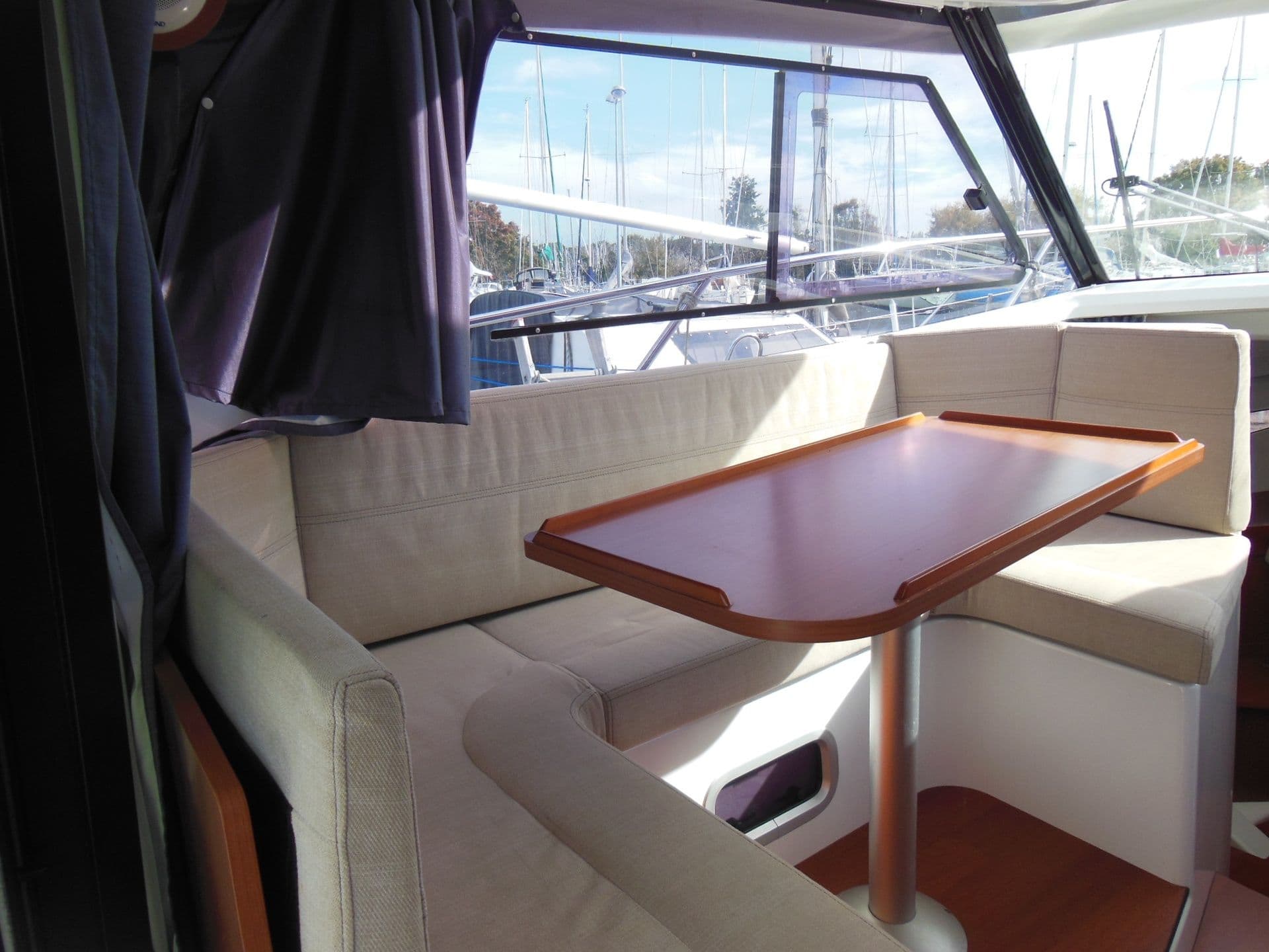 BENETEAU ANTARES 8.80 - Photo 6