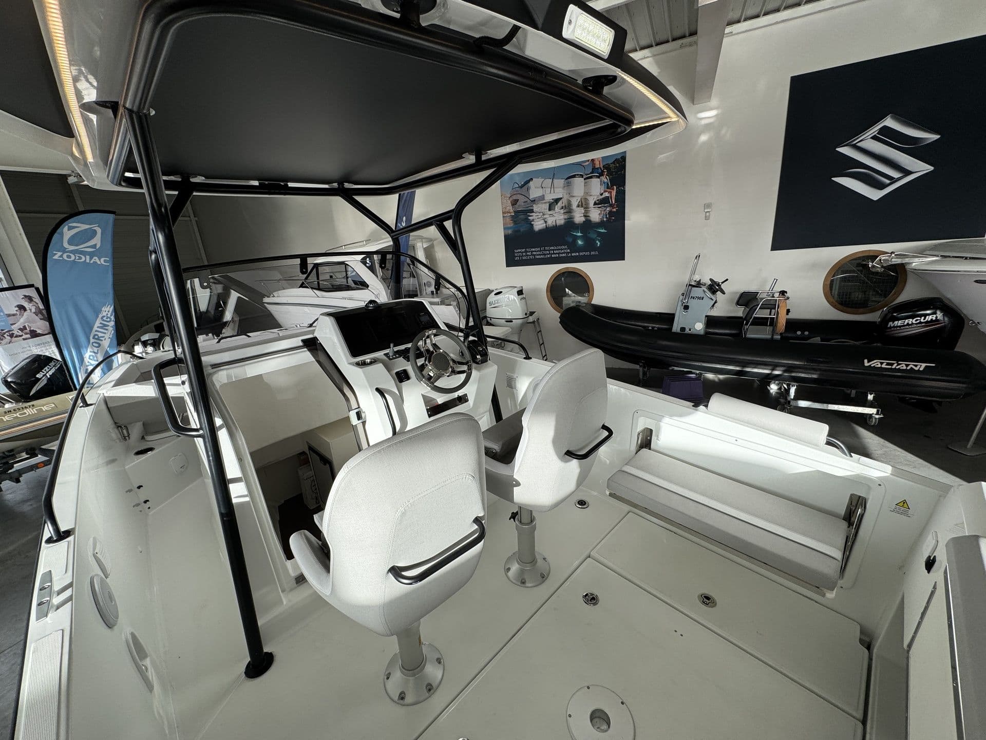 BENETEAU FLYER 8 SPACEDECK FISHING - Photo 15