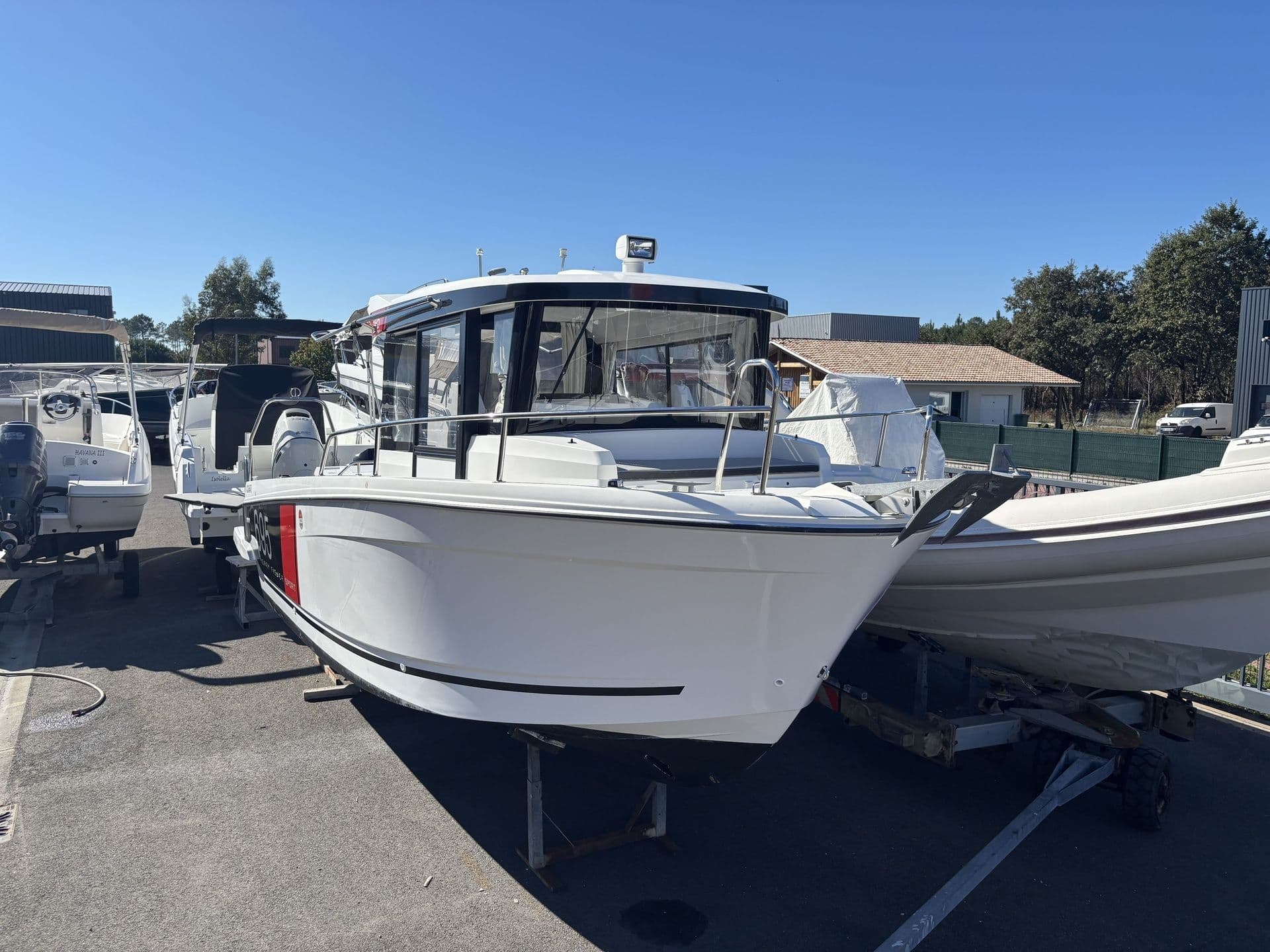 JEANNEAU MERRY FISHER 695 SPORT - Photo 25