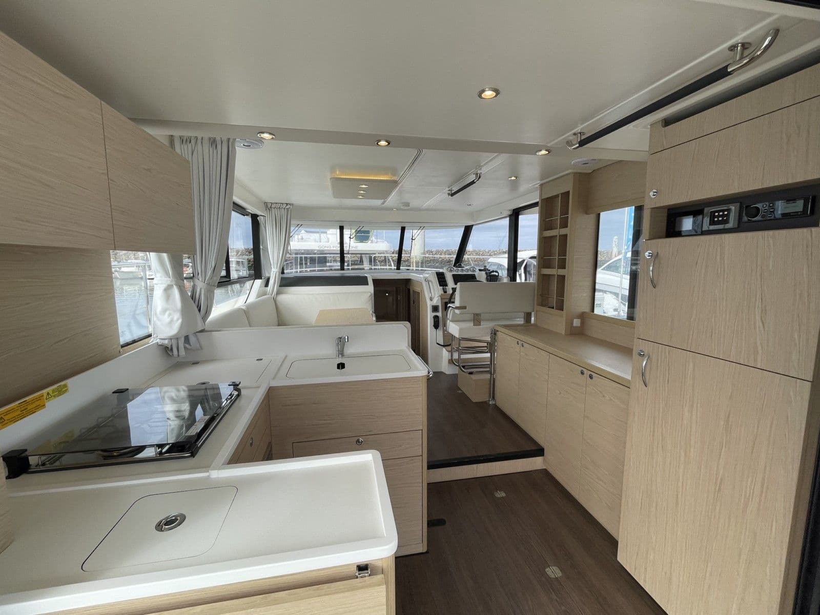 BENETEAU Swift Trawler 41 fly - Photo 23