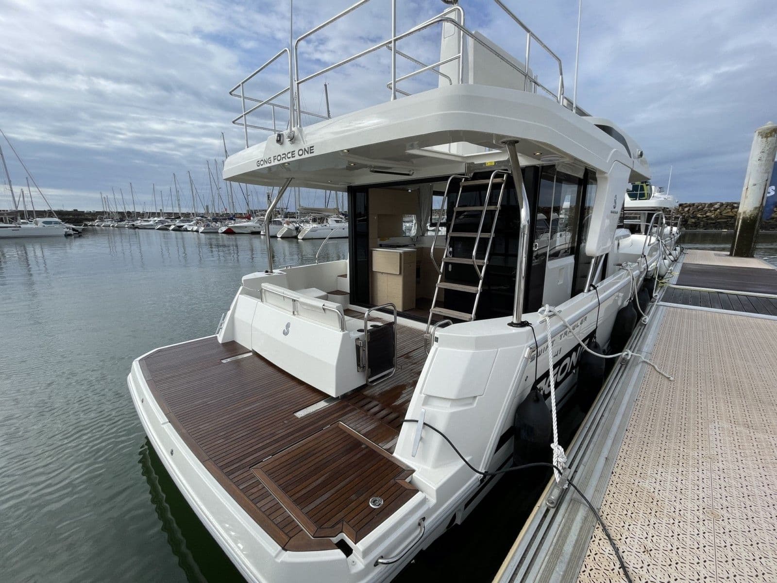 BENETEAU Swift Trawler 41 fly - Photo 22