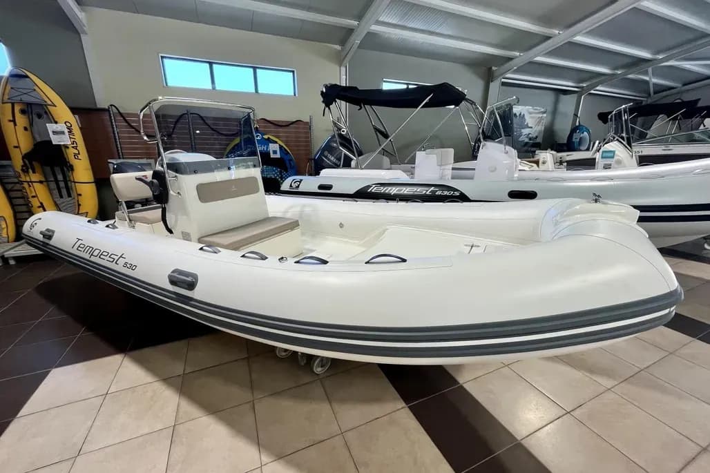 CAPELLI TEMPEST 530 - Photo 8