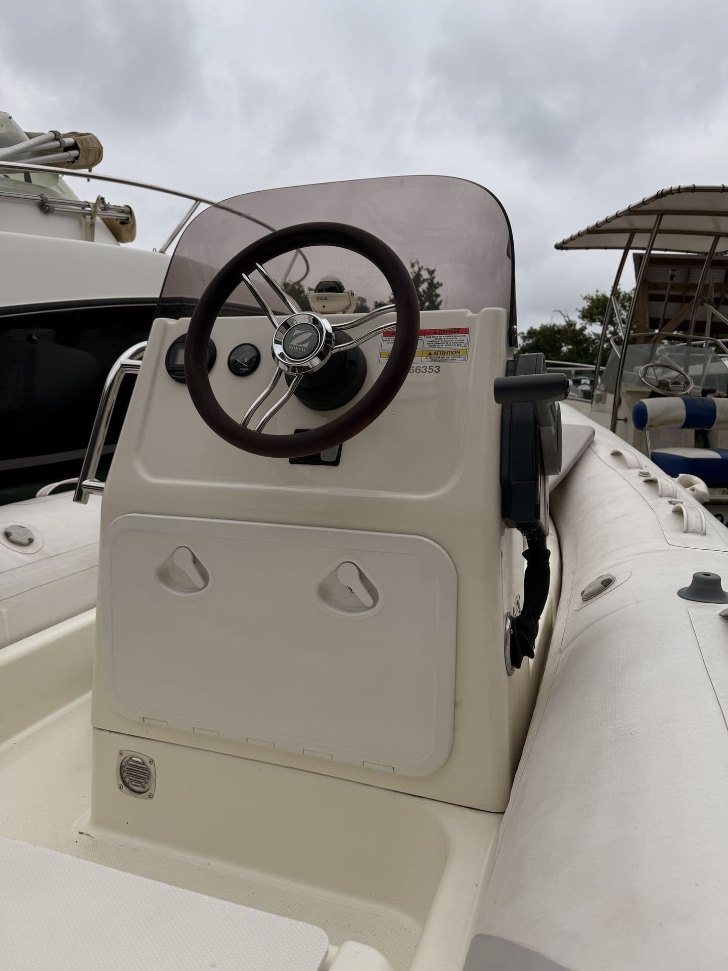 ZODIAC MEDLINE 500 - Photo 4