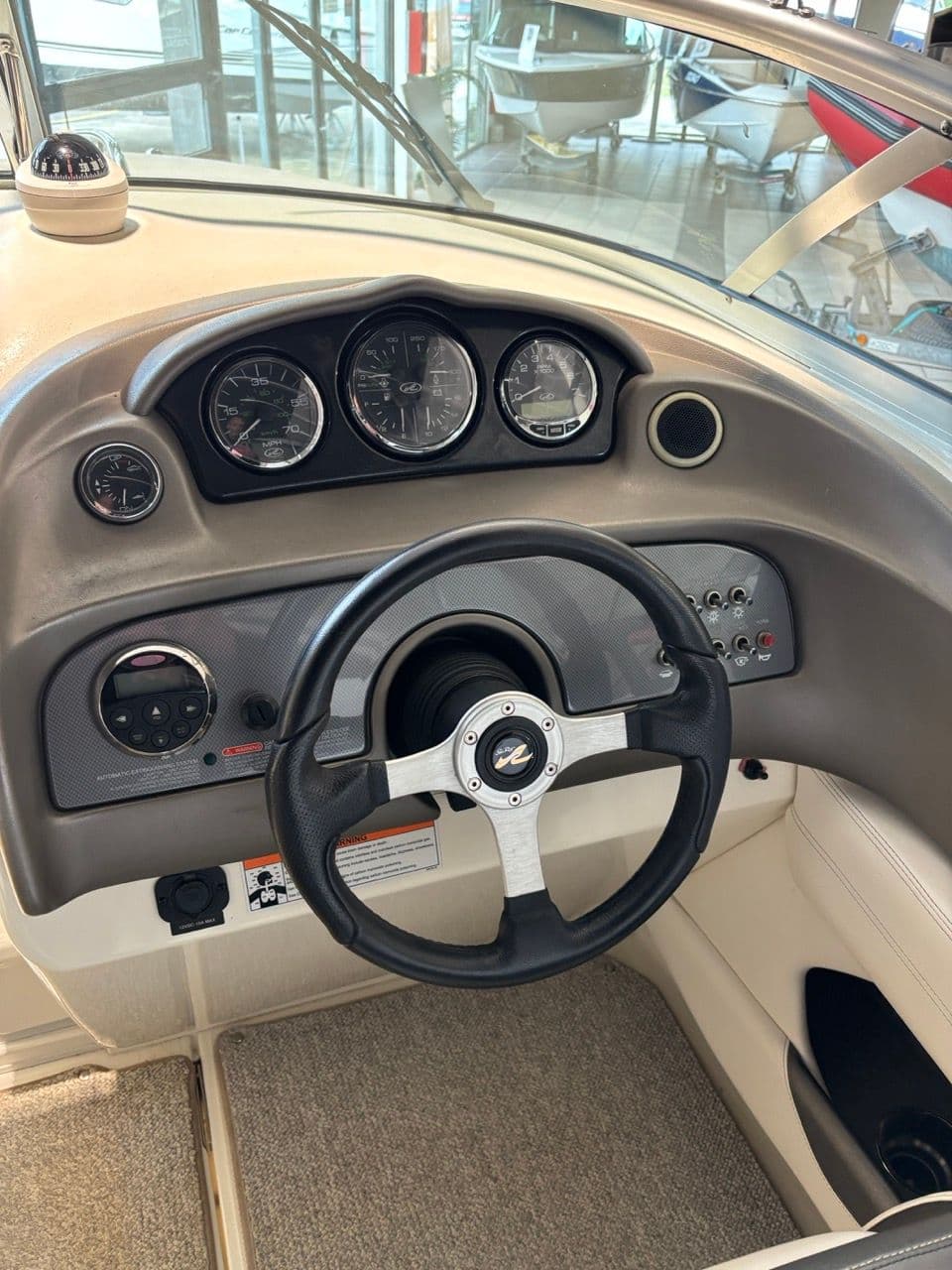 SEA RAY 220 SUN SPORT - Photo 3