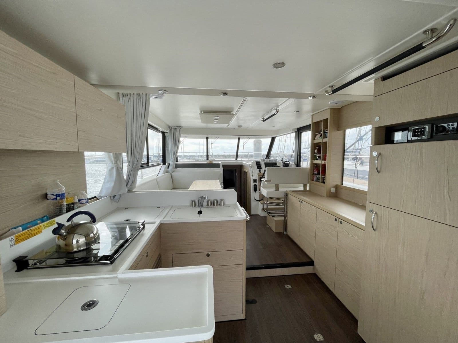 BENETEAU Swift Trawler 41 fly - Photo 2