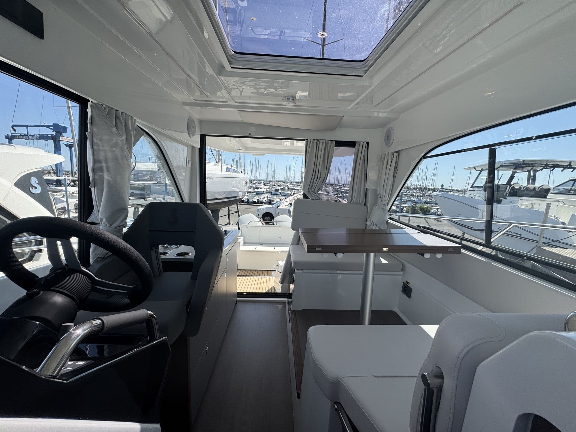 BENETEAU ANTARES 9 V2 - Photo 12