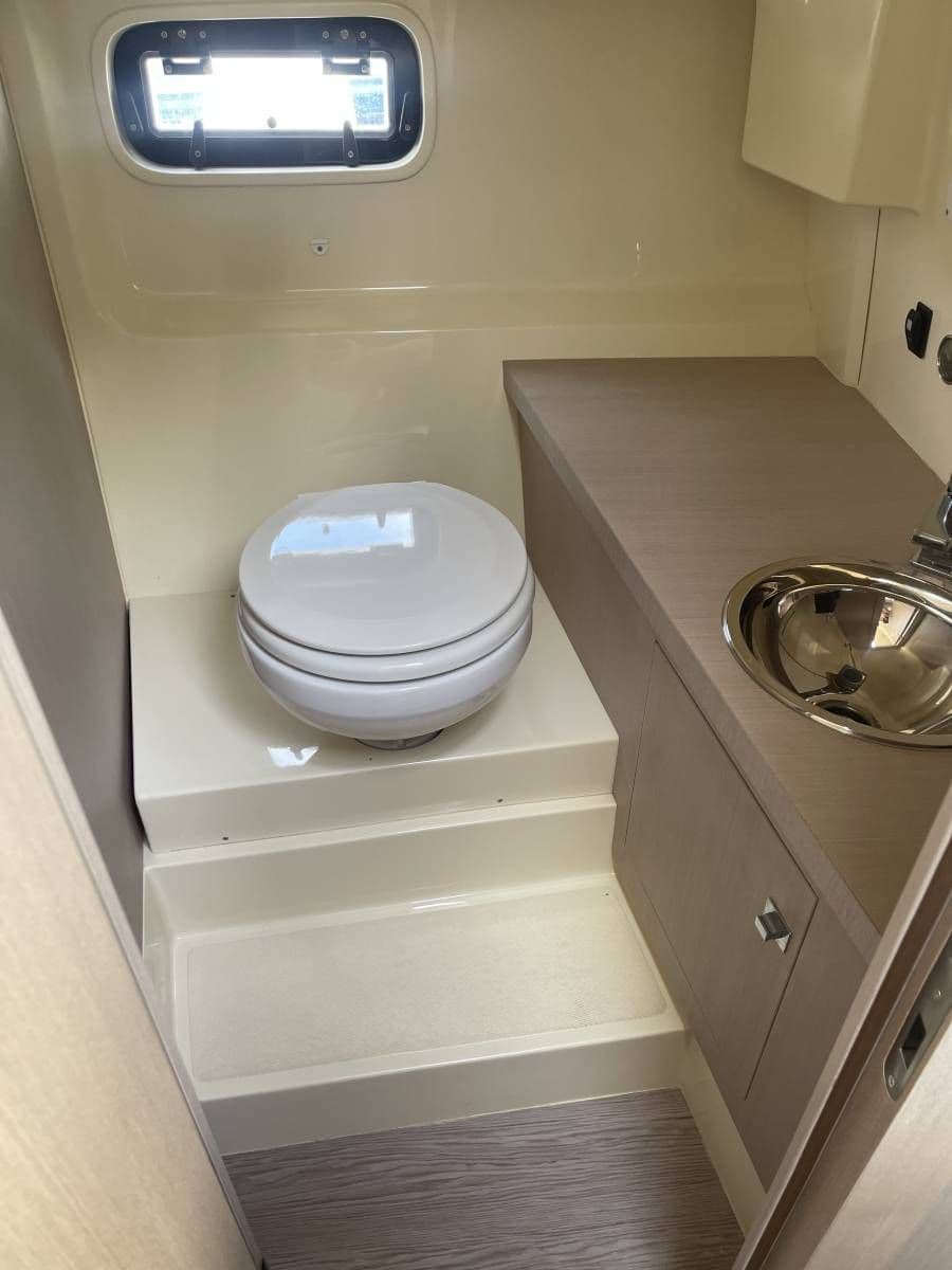 INVICTUS 270 CX - Photo 7