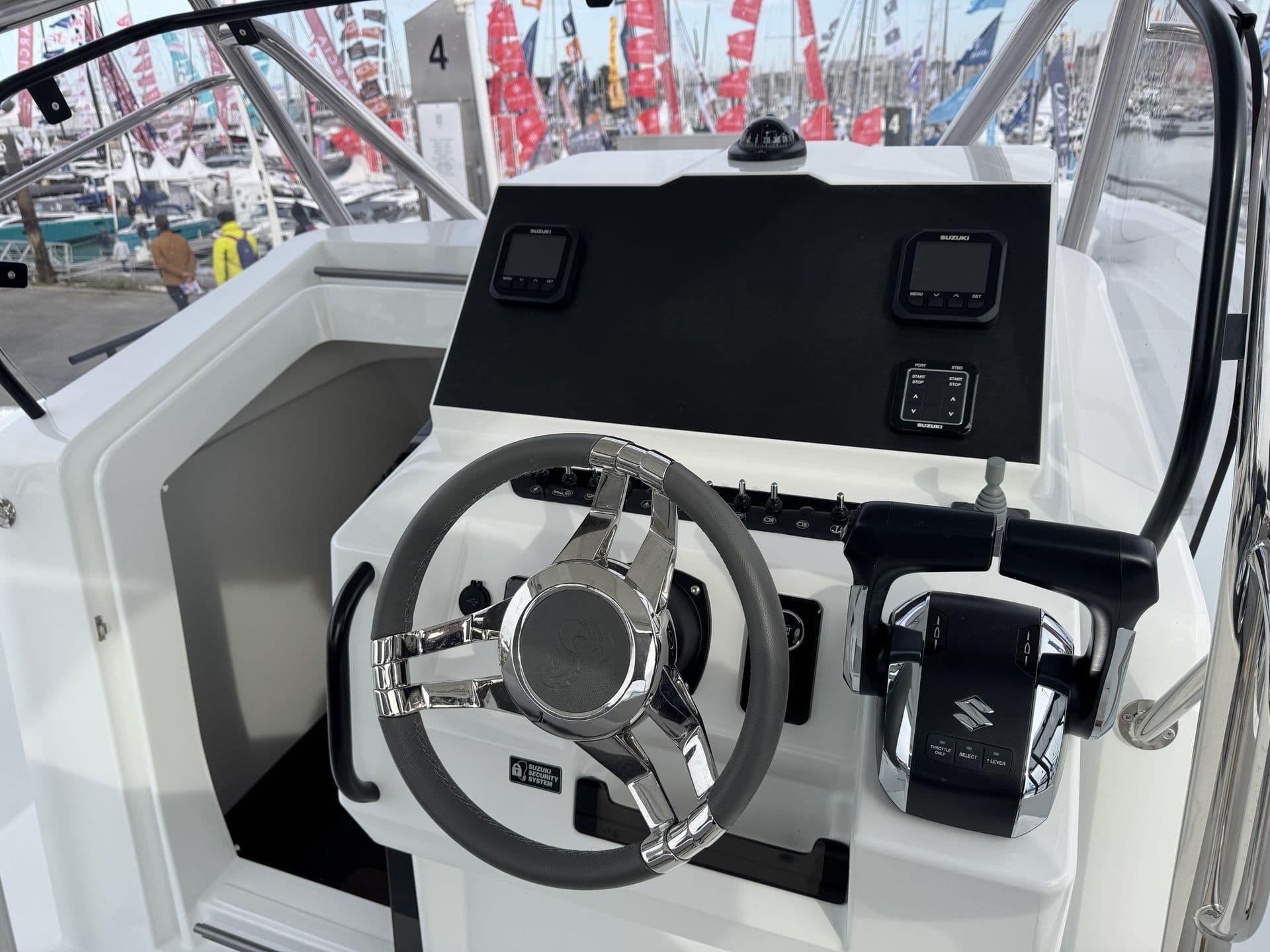 BENETEAU FLYER 8 SUNDECK - Photo 6