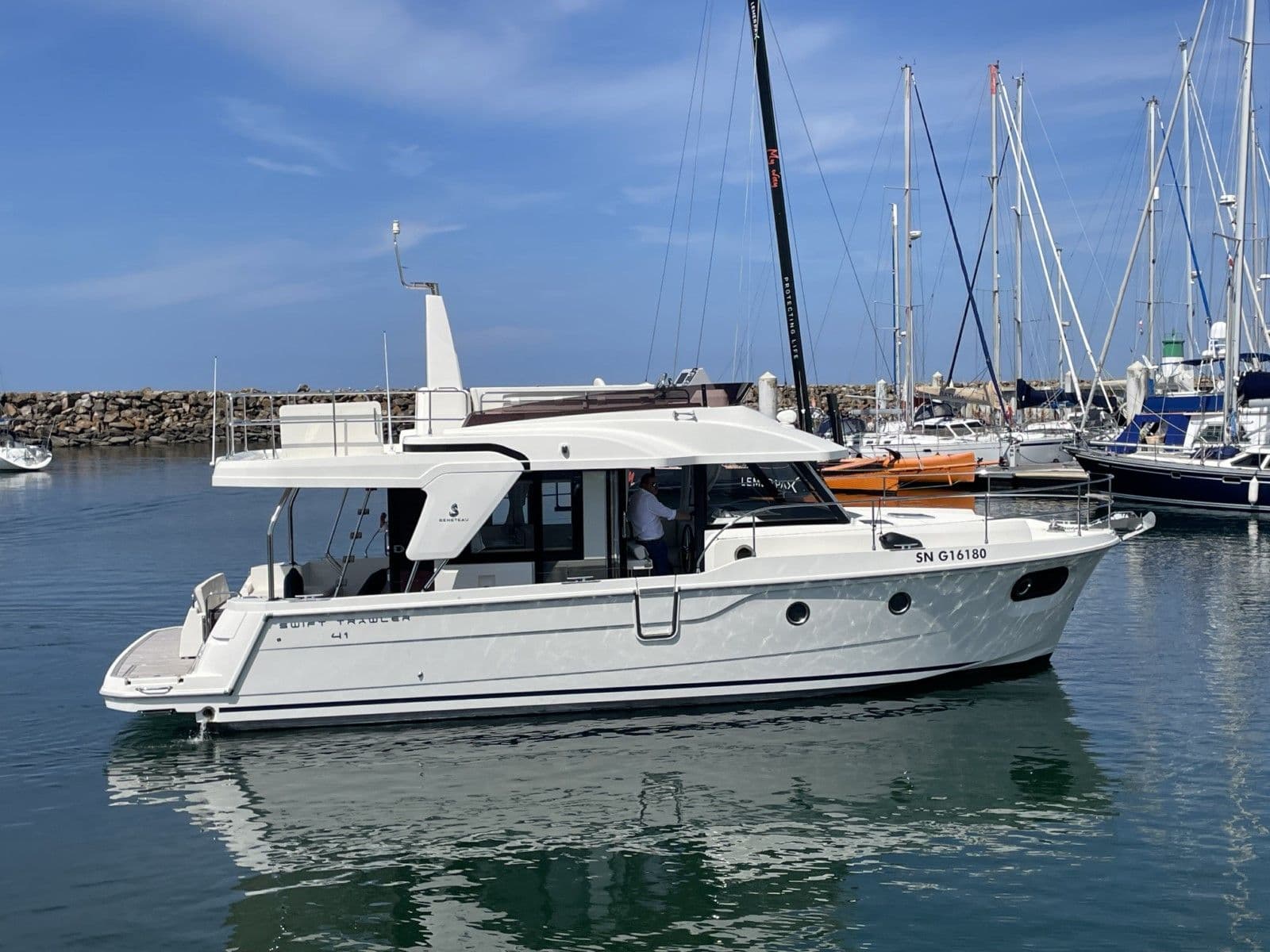 BENETEAU Swift Trawler 41 fly - Photo 41