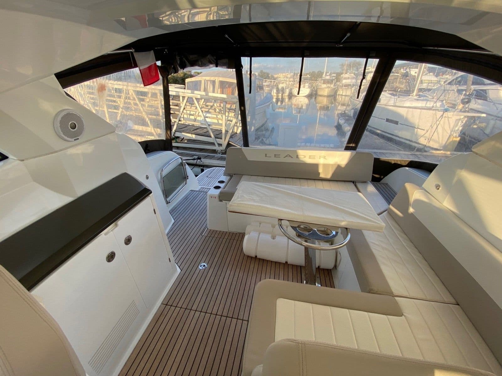 JEANNEAU LEADER 36 - Photo 22