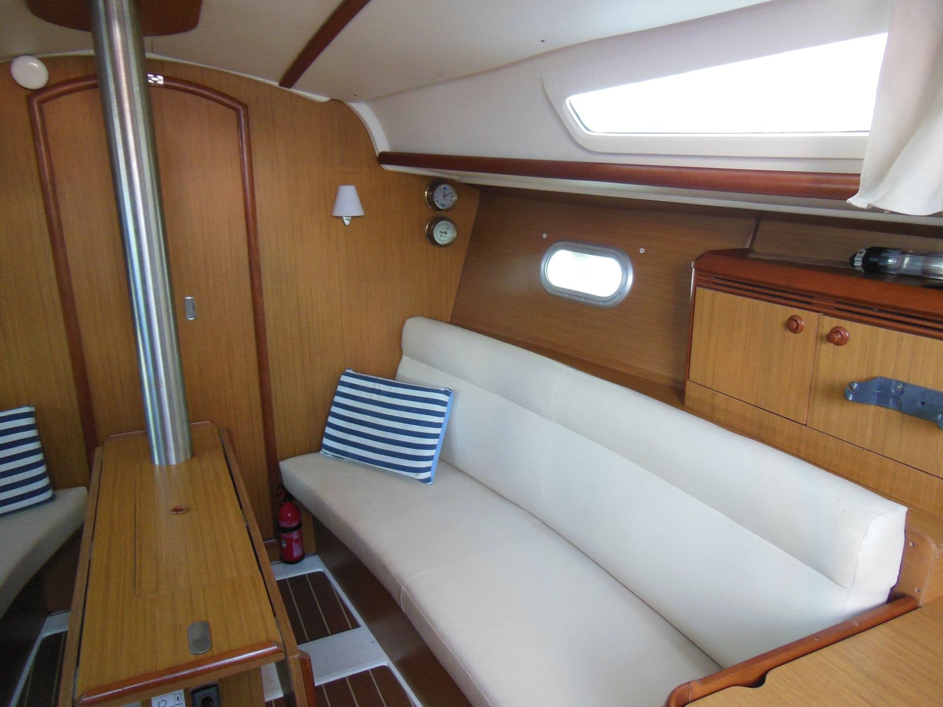JEANNEAU SUN ODYSSEY 32 I - Photo 2