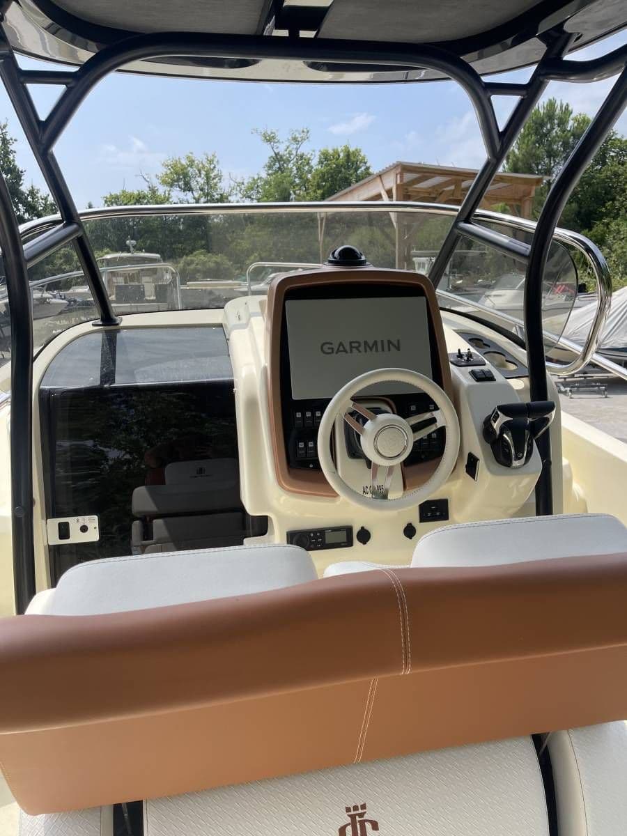 INVICTUS 270 CX - Photo 4