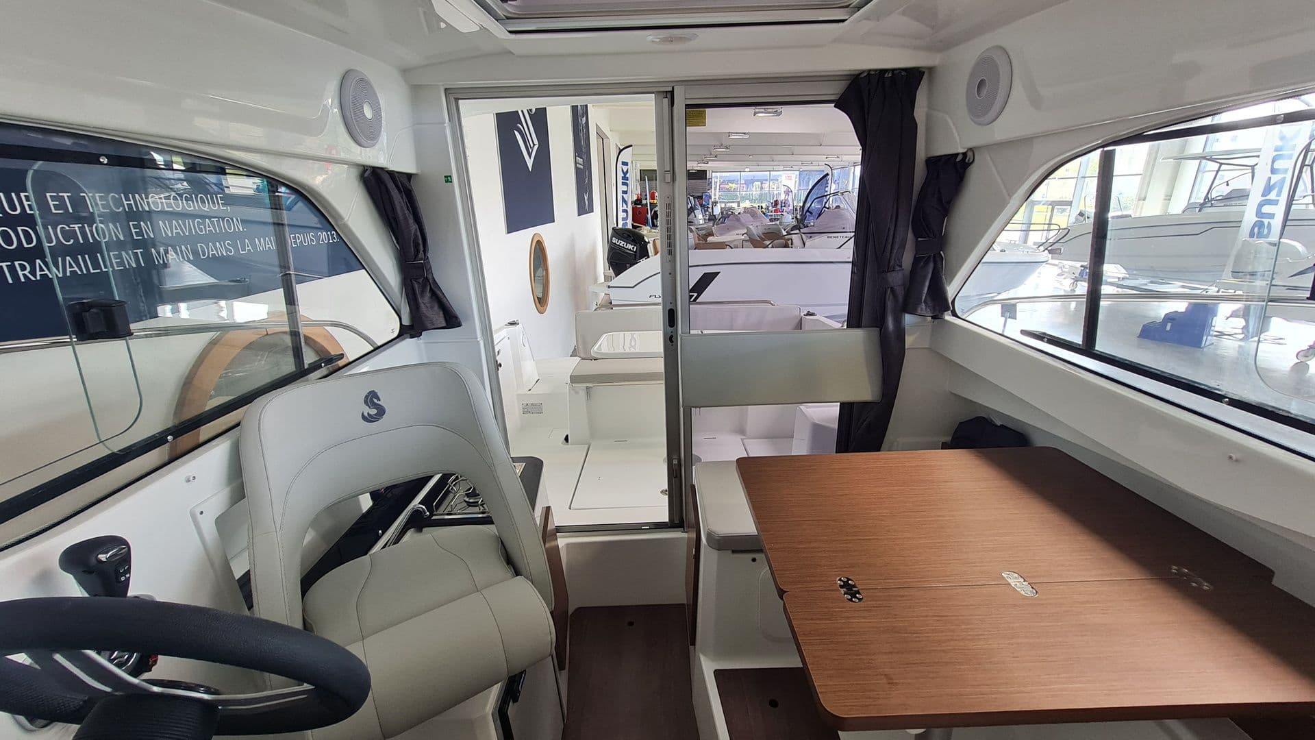 BENETEAU ANTARES 7 OB V2 - Photo 9