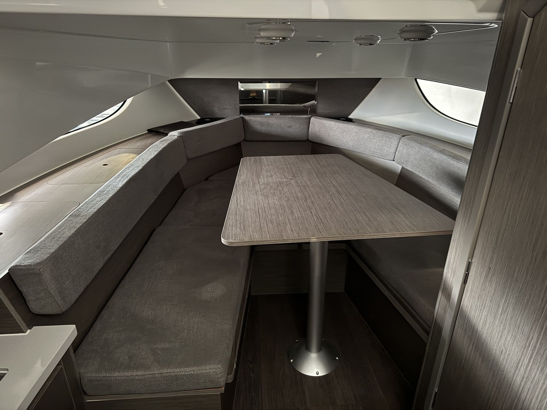 BENETEAU FLYER 9 SUNDECK - Photo 19