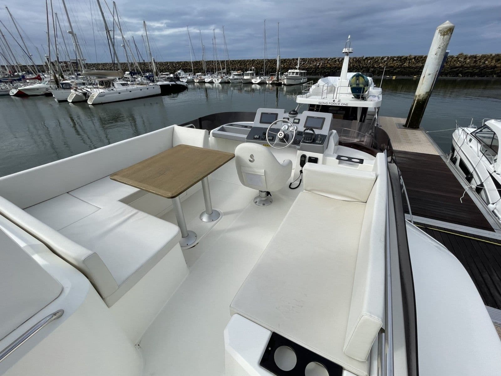 BENETEAU Swift Trawler 41 fly - Photo 34