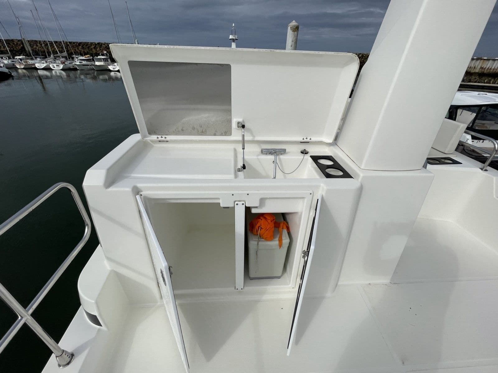 BENETEAU Swift Trawler 41 fly - Photo 36