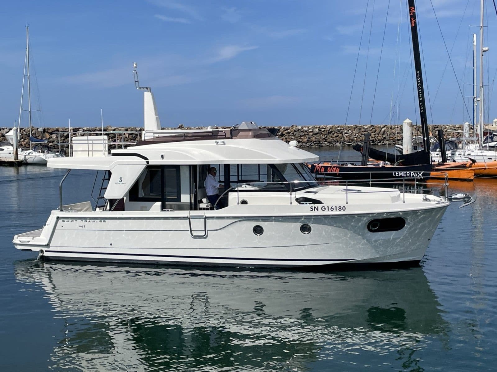BENETEAU Swift Trawler 41 fly - Photo 51