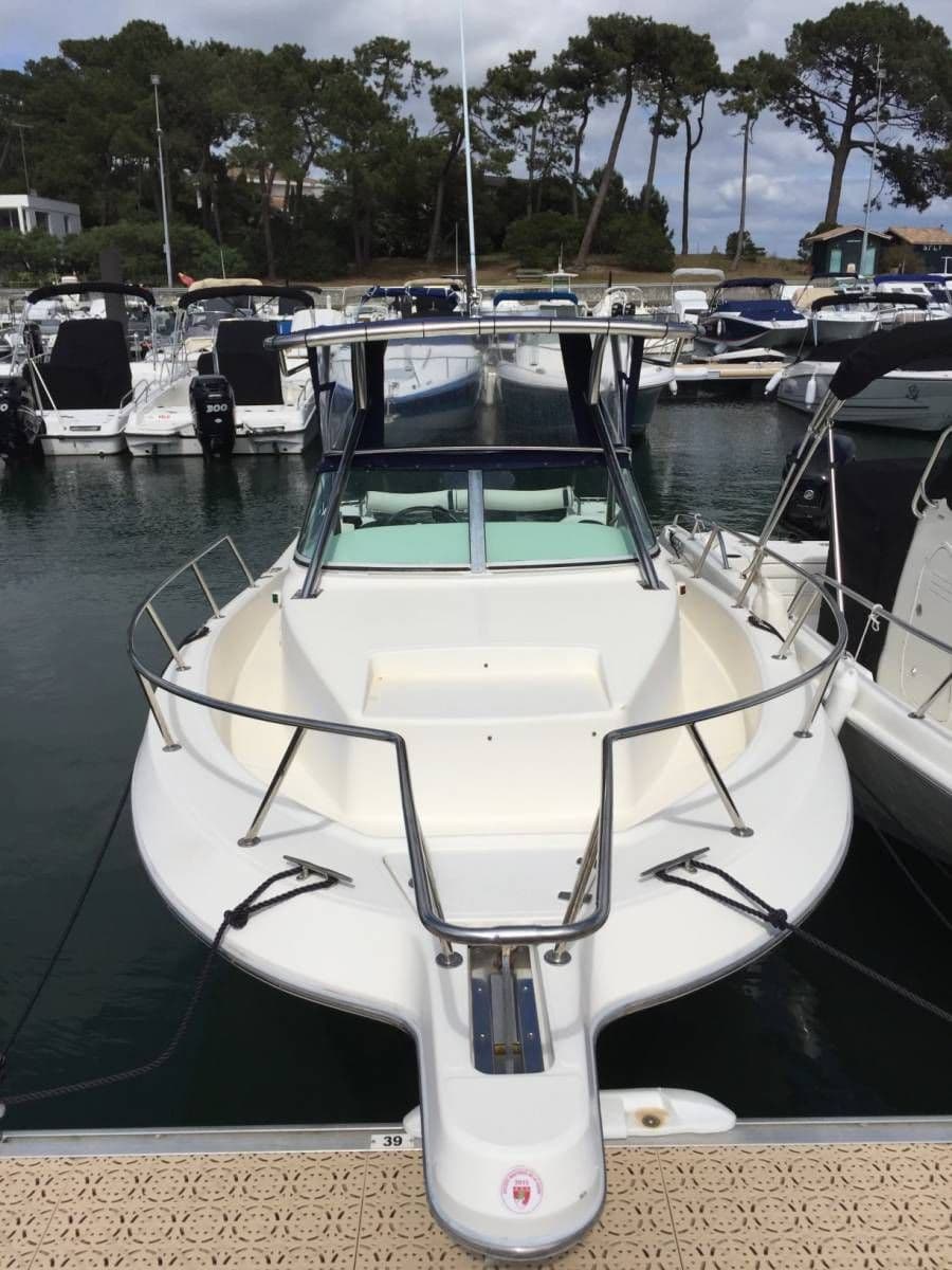 WHITE SHARK 236 - Photo 2