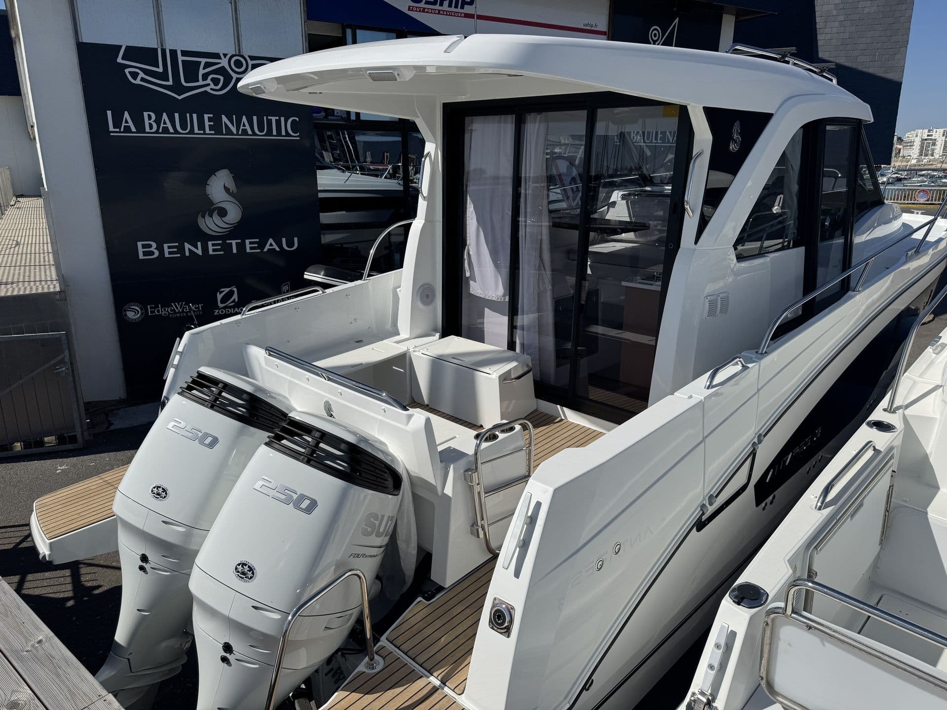 BENETEAU ANTARES 9 V2 - Photo 23