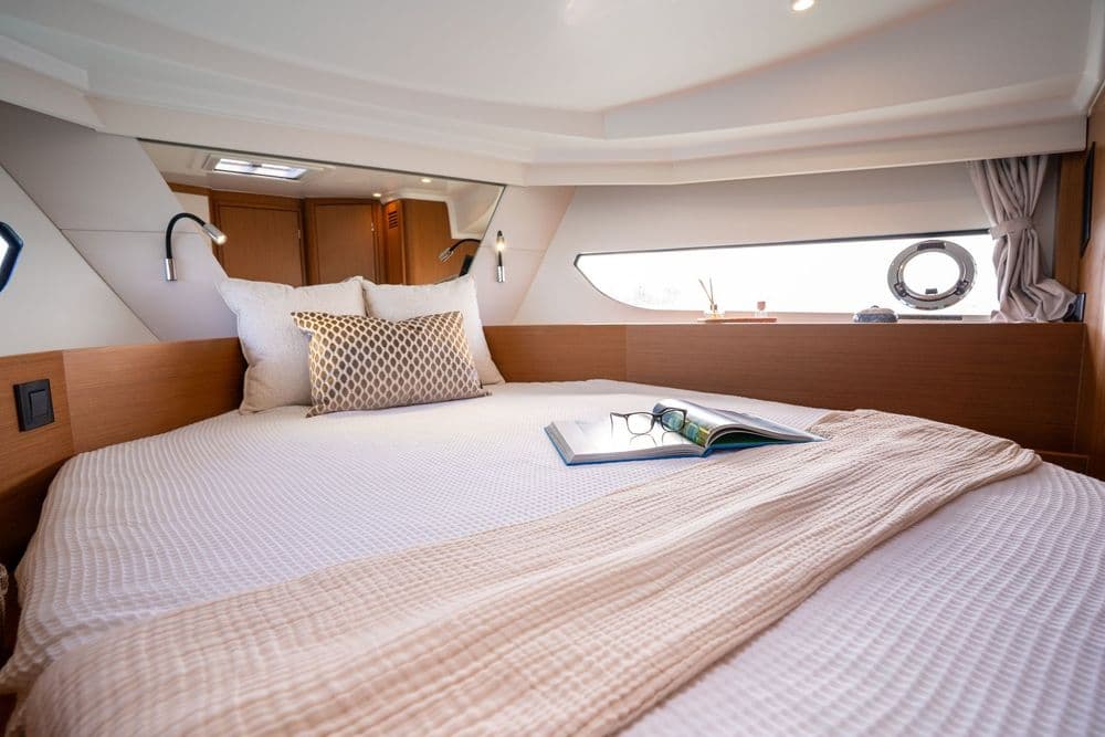 BENETEAU SWIFT TRAWLER 37 FLY - Photo 24