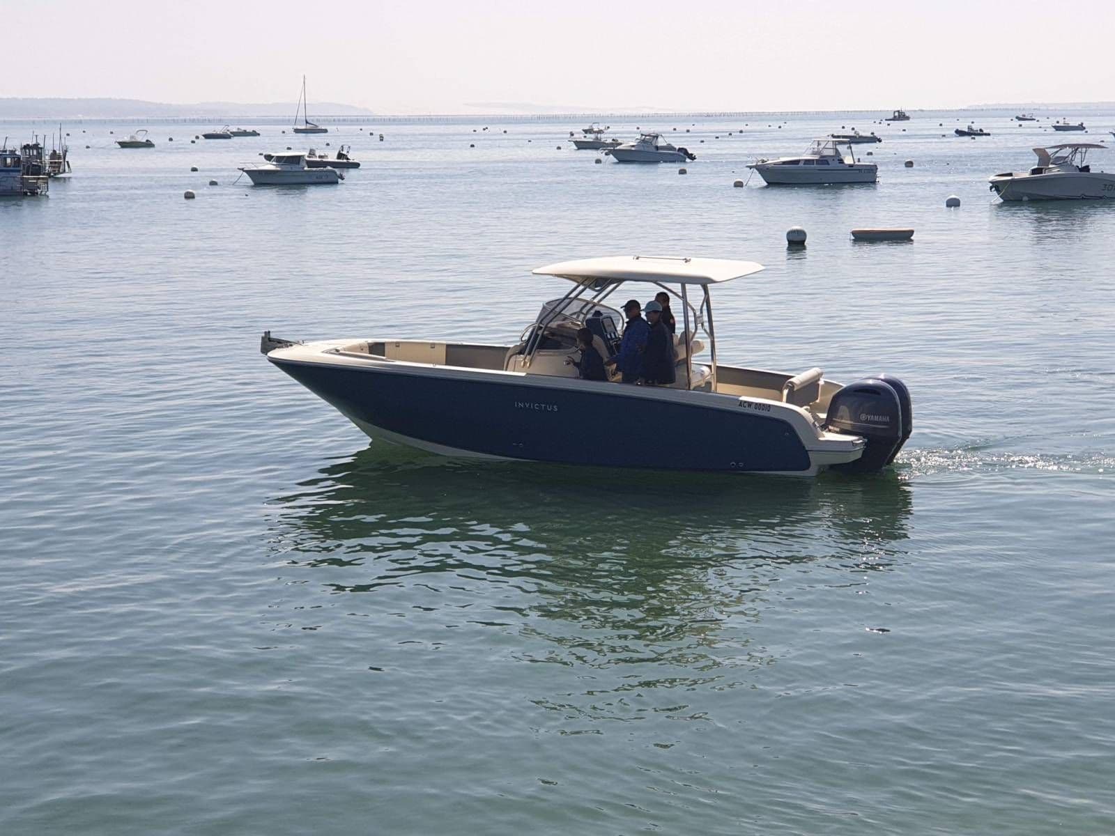 INVICTUS 270FX - Photo 2