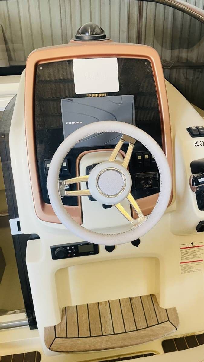 INVICTUS 270 FX - Photo 4