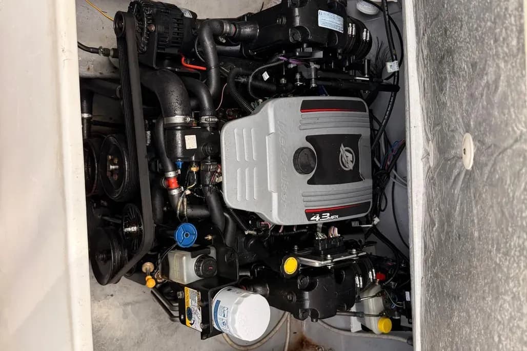 CHRIS CRAFT Lancer 19 - Photo 7