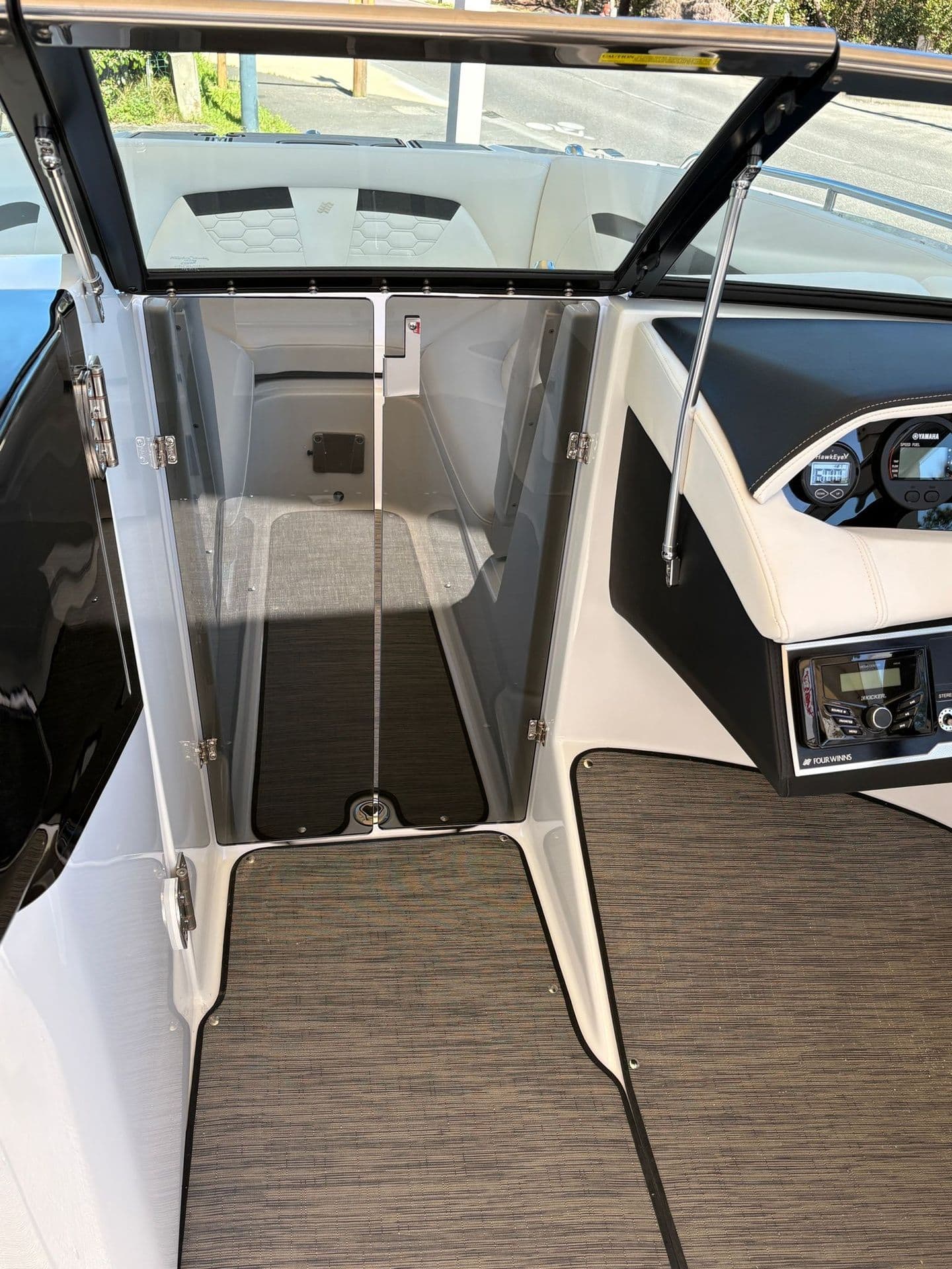 FOUR WINNS HD5C OB - Photo 10