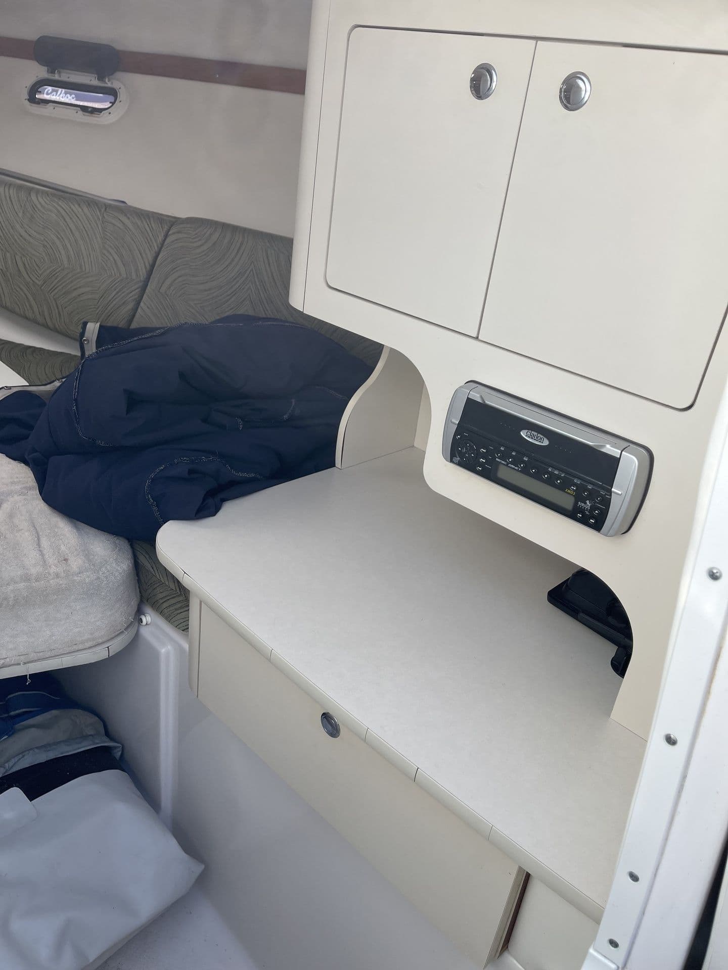 FOUR WINNS SUNDOWNER 285 - Photo 9