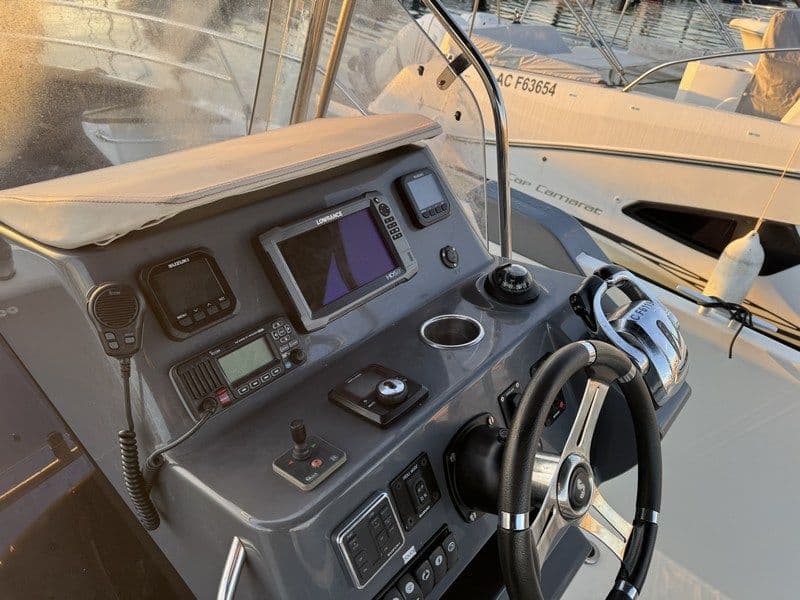 BENETEAU FLYER 8.8 - Photo 4