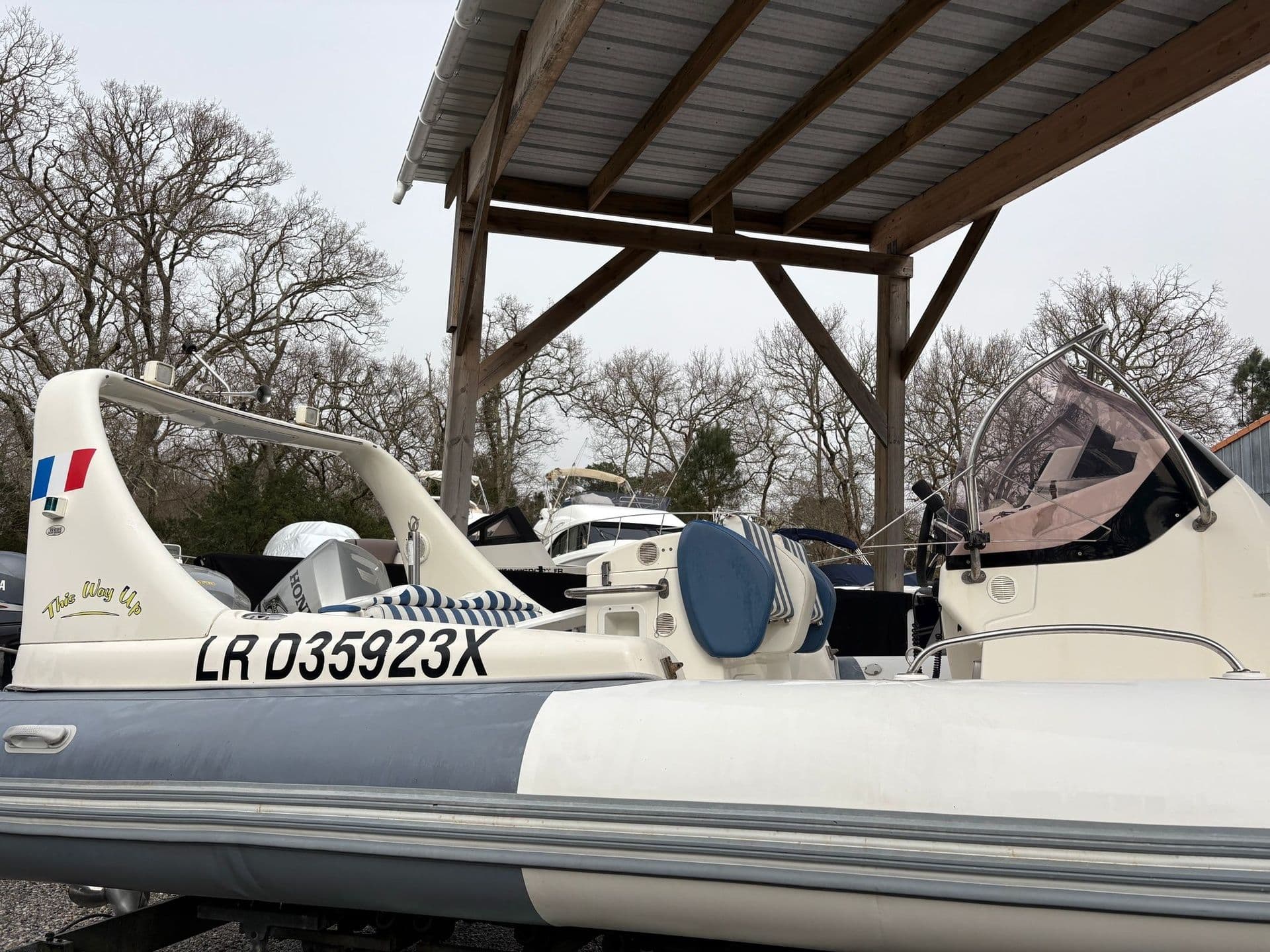 ZODIAC MEDLINE 8 - Photo 15