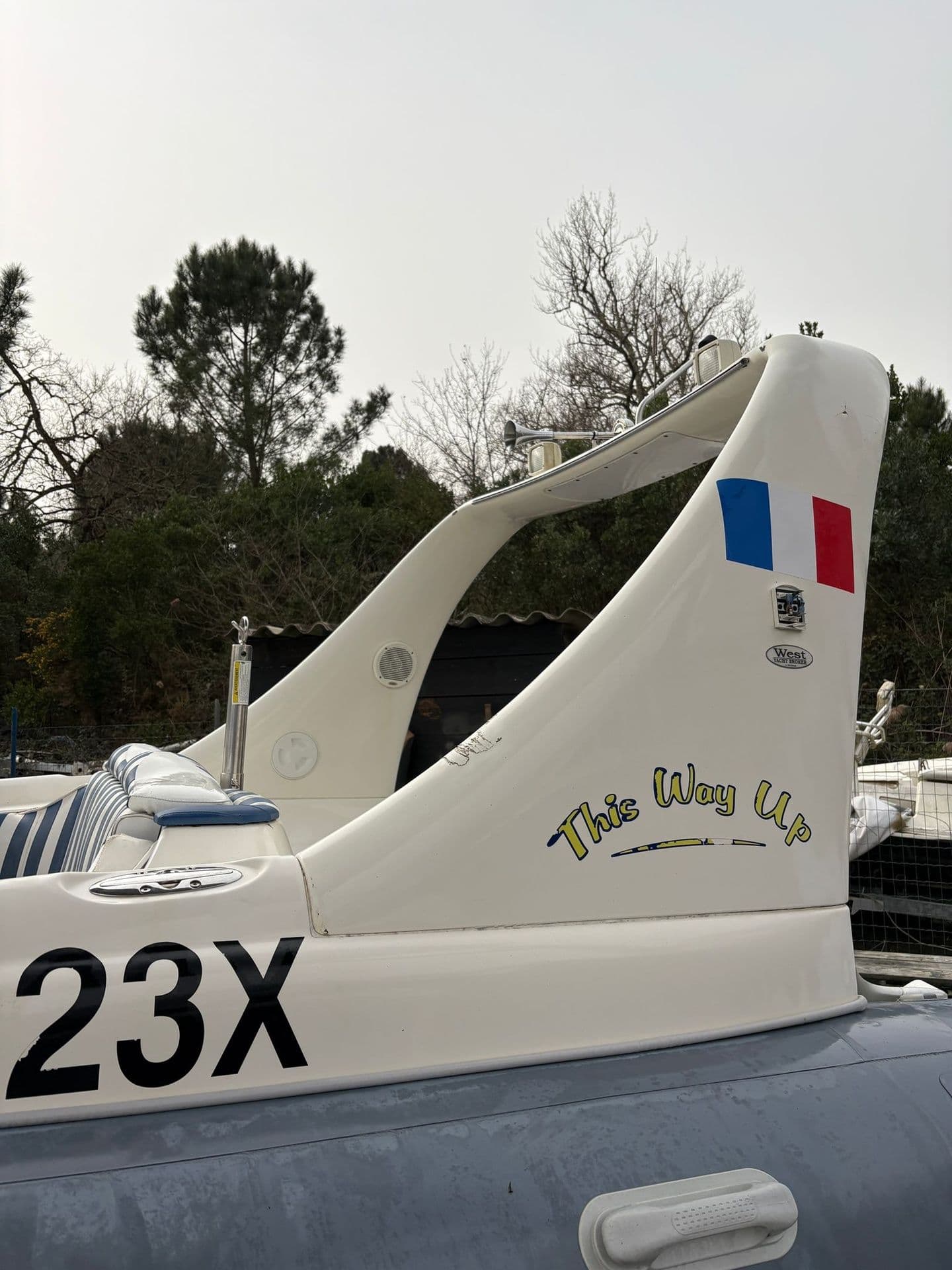 ZODIAC MEDLINE 8 - Photo 3