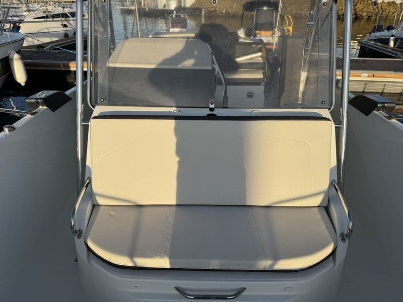 BENETEAU FLYER 8.8 - Photo 10