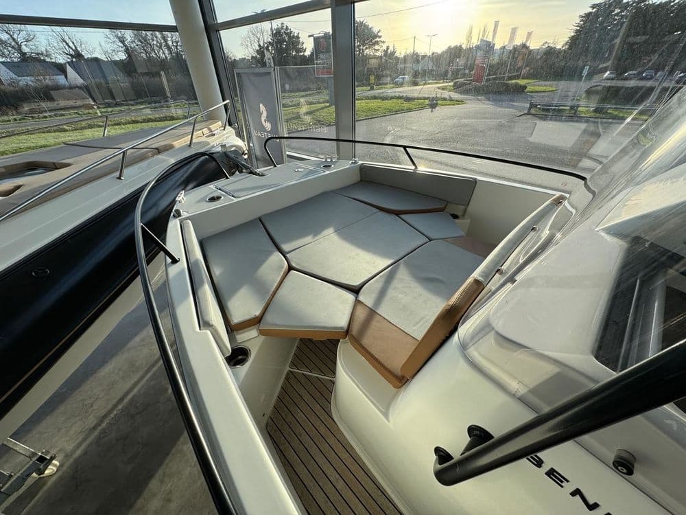 BENETEAU Flyer 7 Spacedeck Fishing - Photo 17