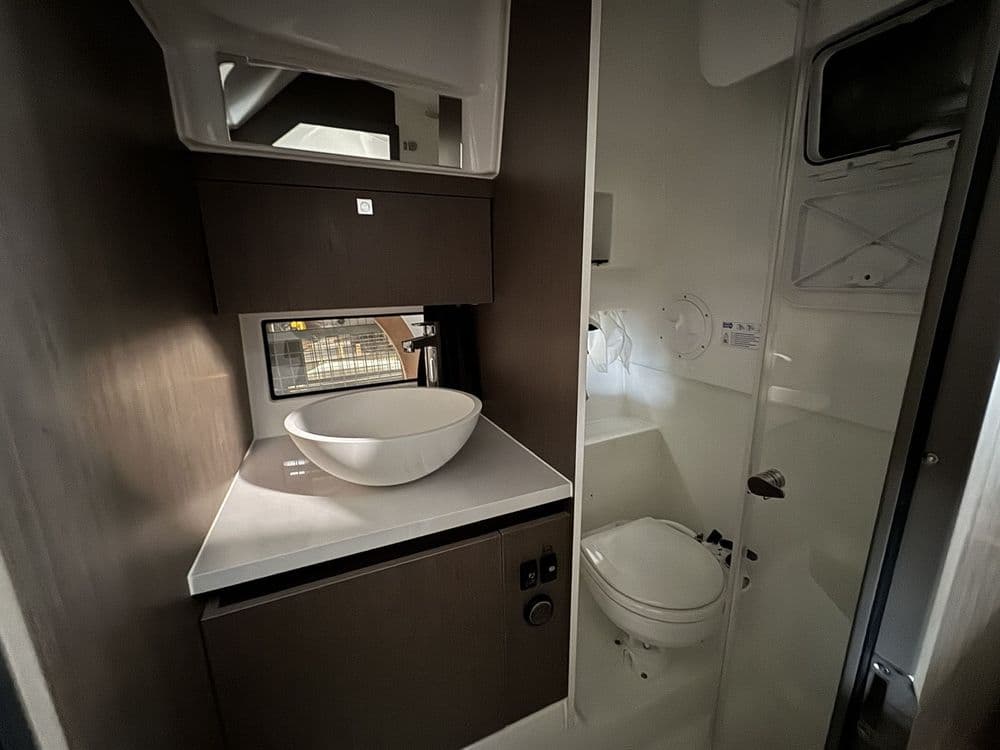 BENETEAU FLYER 9 SUNDECK - Photo 13